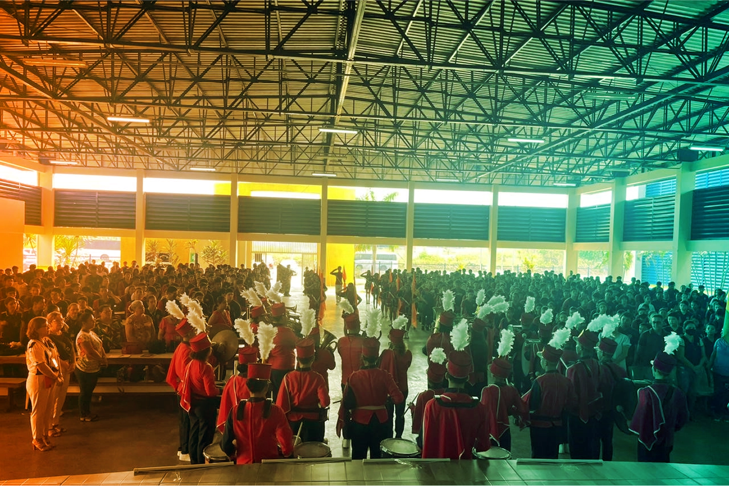 Eu Lidero entrega livros em parceria com Sejusc no município de Iranduba, Amazonas.